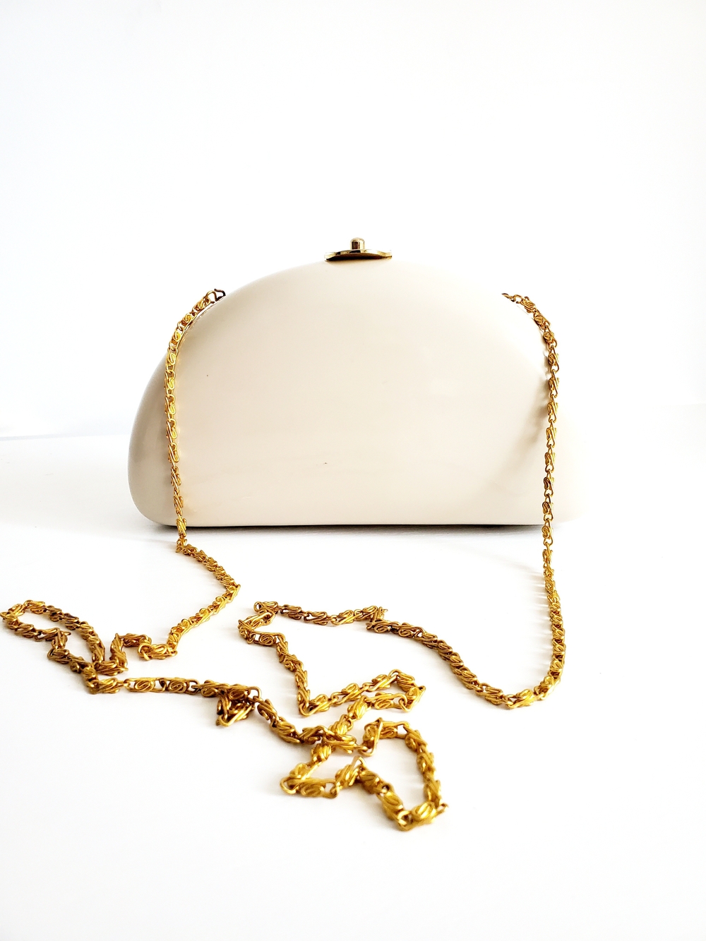 Cream Dome Hard Shell Clutch Shoulder Bag with Gold Chain - Vintage